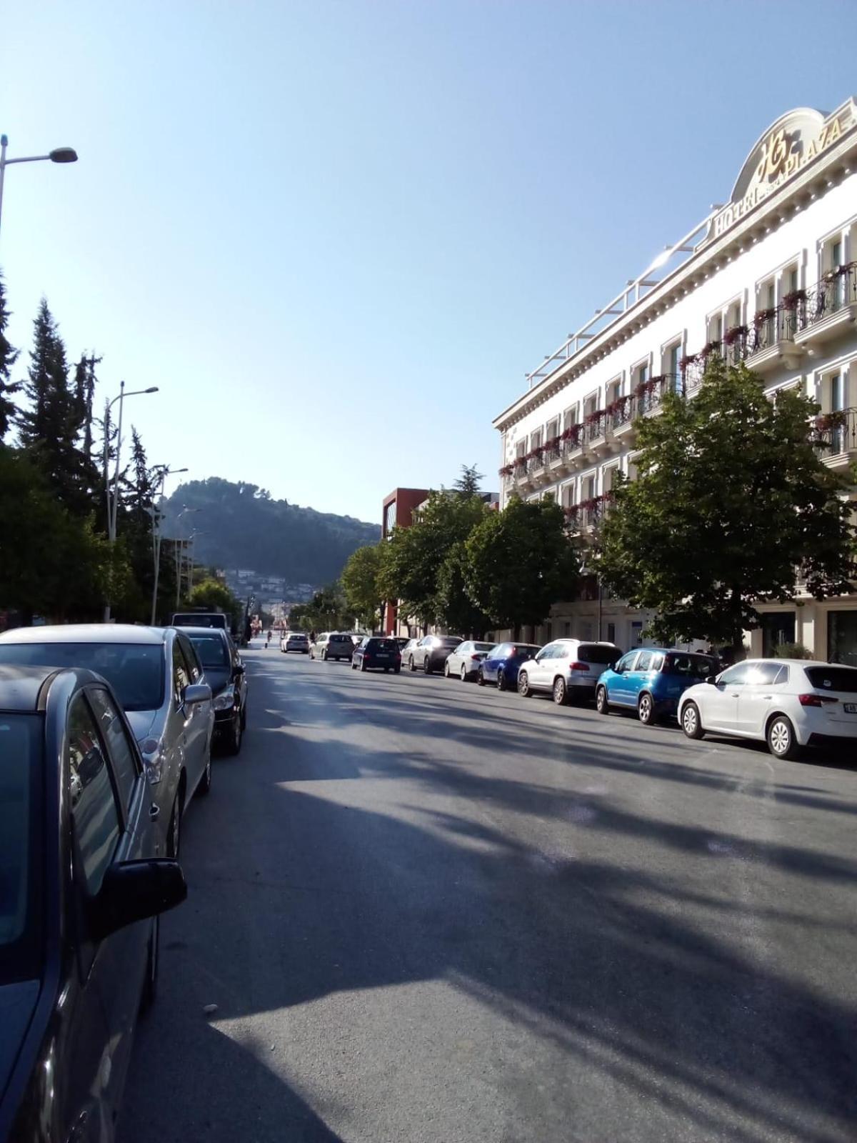 Vilma Apartment Berat Exterior foto